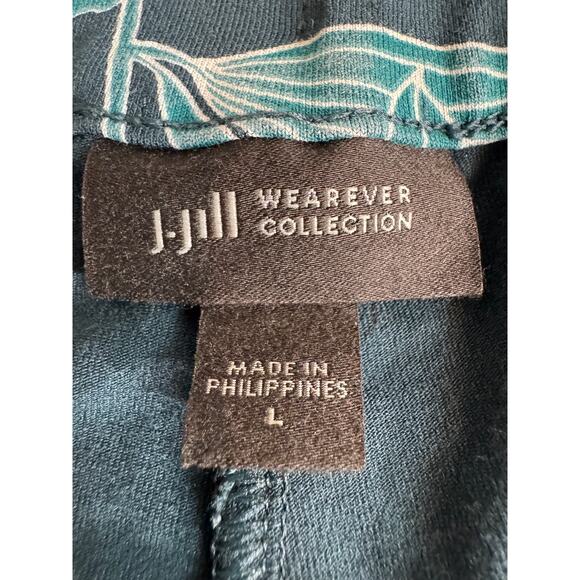 J. Jill Wearever XL top & L shorts set blue floral v neck stretch pockets - Picture 11 of 13